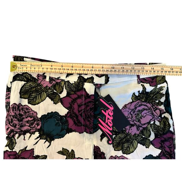 NWT Motel Rocks Women’s Bold Floral Printed Trouser Size L FestivalFit Y2KStyle - Picture 4 of 6
